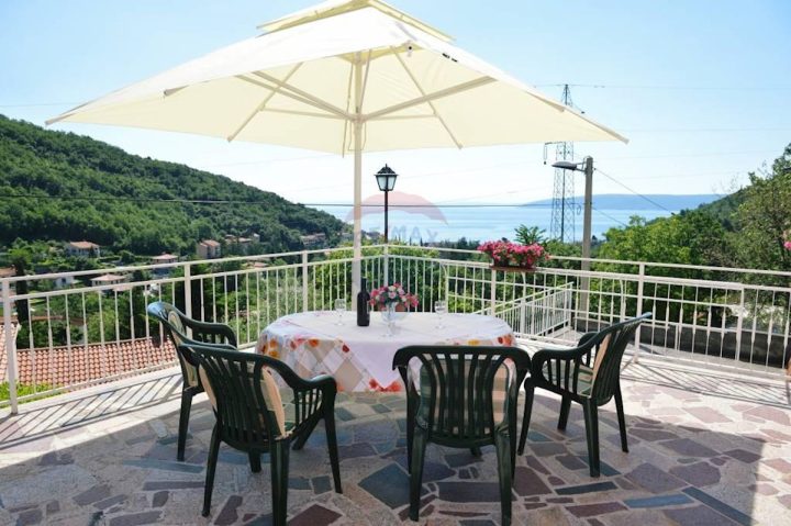 Dom na predaj 230 m² – Mošćenička Draga