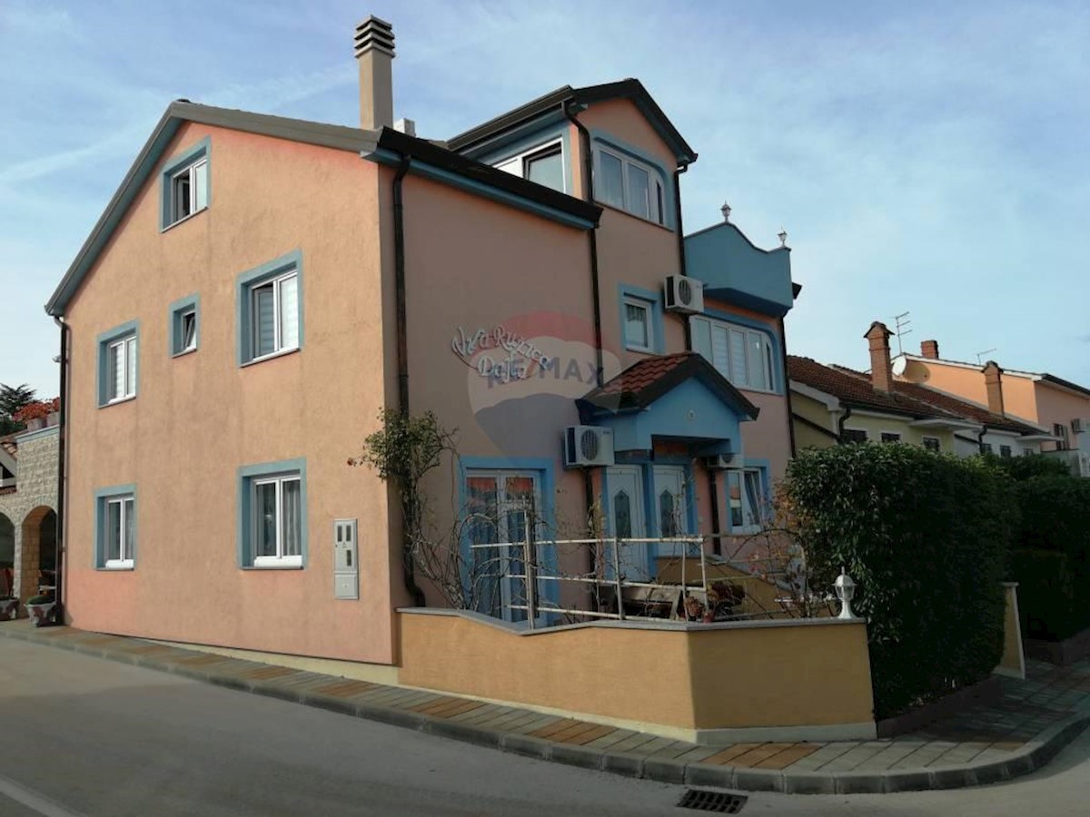 House For sale - ISTARSKA  NOVIGRAD 