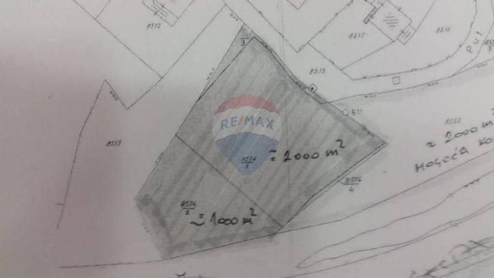 Pozemek na prodej 3000 m² – Čavle
