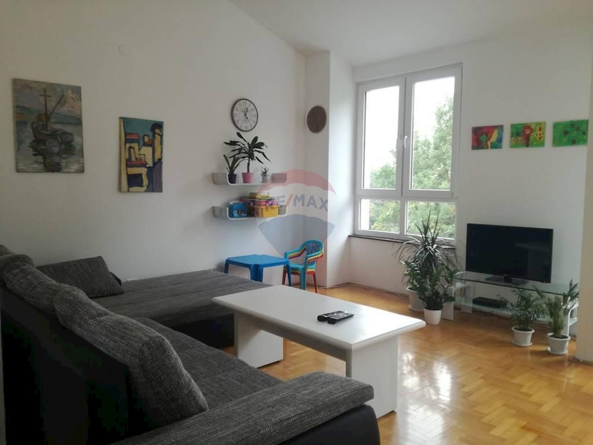 Flat For rent - PRIMORSKO-GORANSKA  OPATIJA 