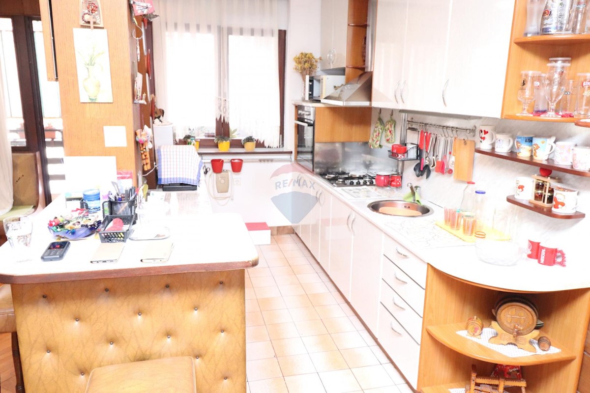 Appartement À vendre - GRAD ZAGREB  ZAGREB 