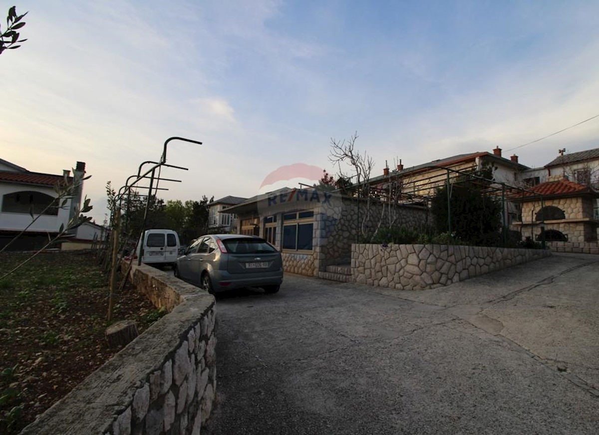 House For sale - Primorsko-goranska Novi Vinodolski - foto 1/17