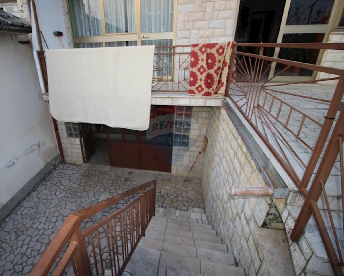 House For sale - PRIMORSKO-GORANSKA  NOVI VINODOLSKI 