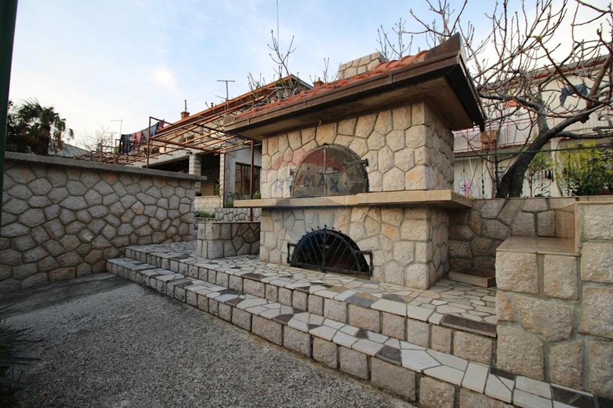 House For sale - PRIMORSKO-GORANSKA  NOVI VINODOLSKI 