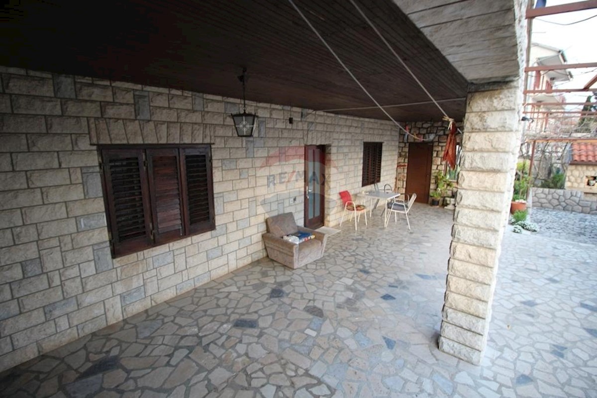 House For sale - PRIMORSKO-GORANSKA  NOVI VINODOLSKI 