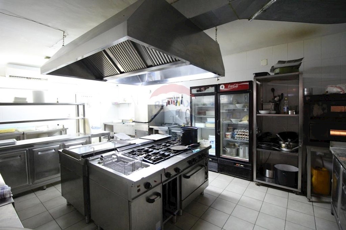 Business premises For sale - PRIMORSKO-GORANSKA  NOVI VINODOLSKI 