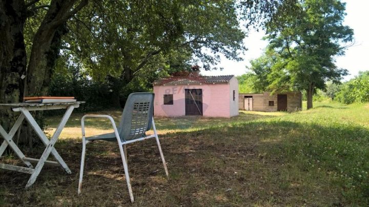 Dom na predaj 30416 m² – Baderna