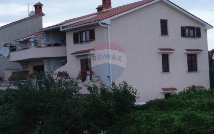 Maison à vendre 330 m² – Fažana