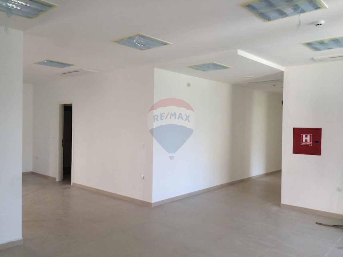 Poslovni prostor Na prodaju - PRIMORSKO-GORANSKA  RIJEKA 