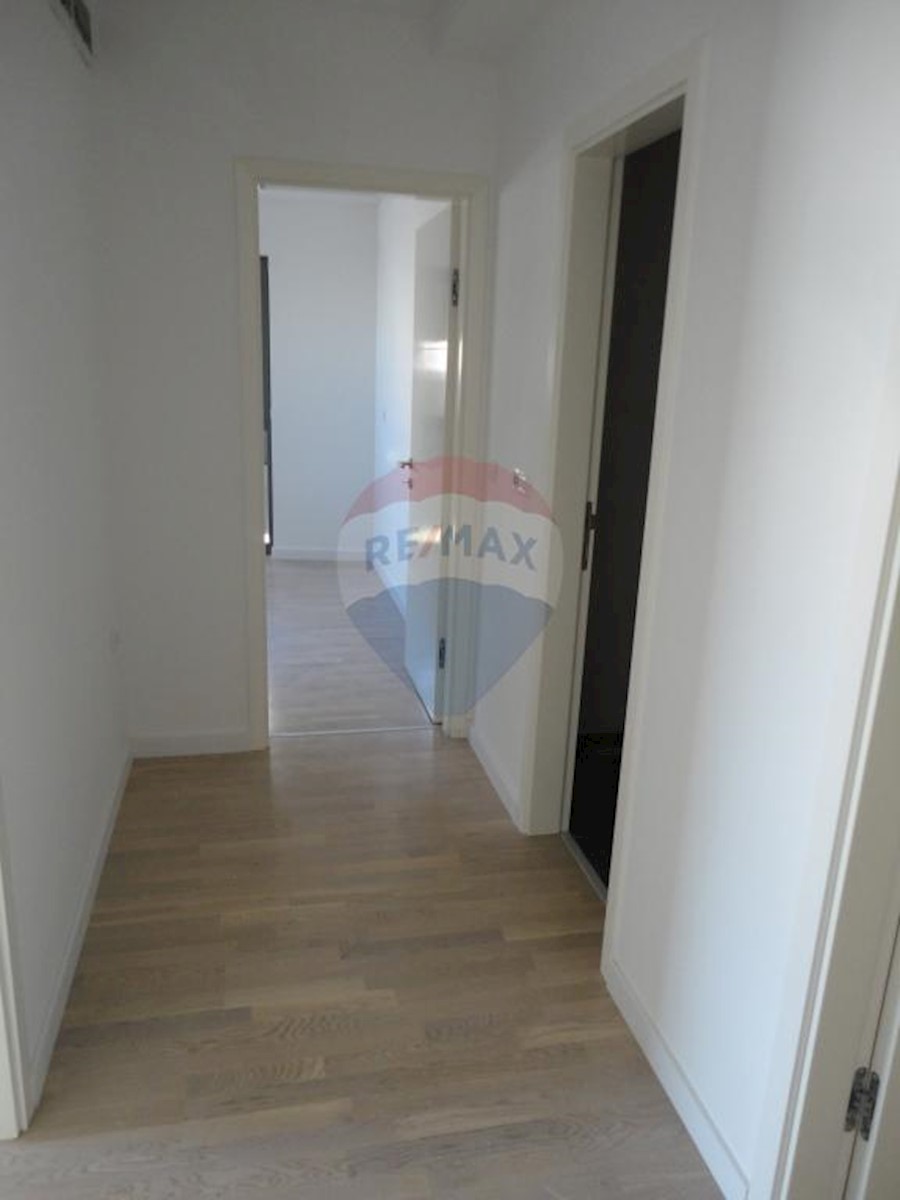 Commerciale In vendita - PRIMORSKO-GORANSKA  RIJEKA 