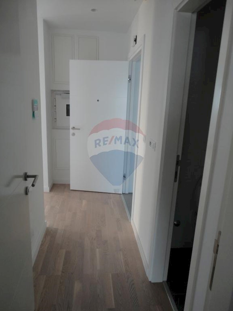 Commerciale In vendita - PRIMORSKO-GORANSKA  RIJEKA 