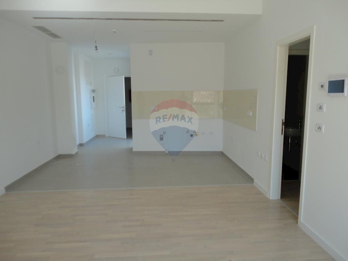 Commerciale In vendita - PRIMORSKO-GORANSKA  RIJEKA 