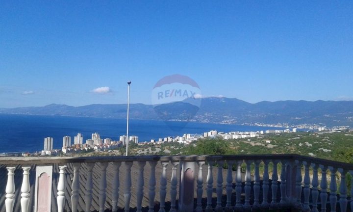 House for sale 780 m² – Rijeka