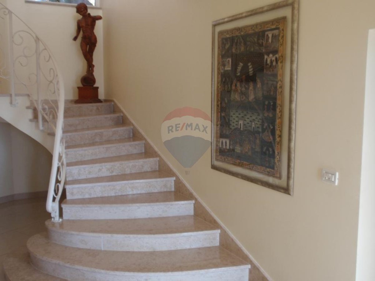 House For sale - PRIMORSKO-GORANSKA  OPATIJA 