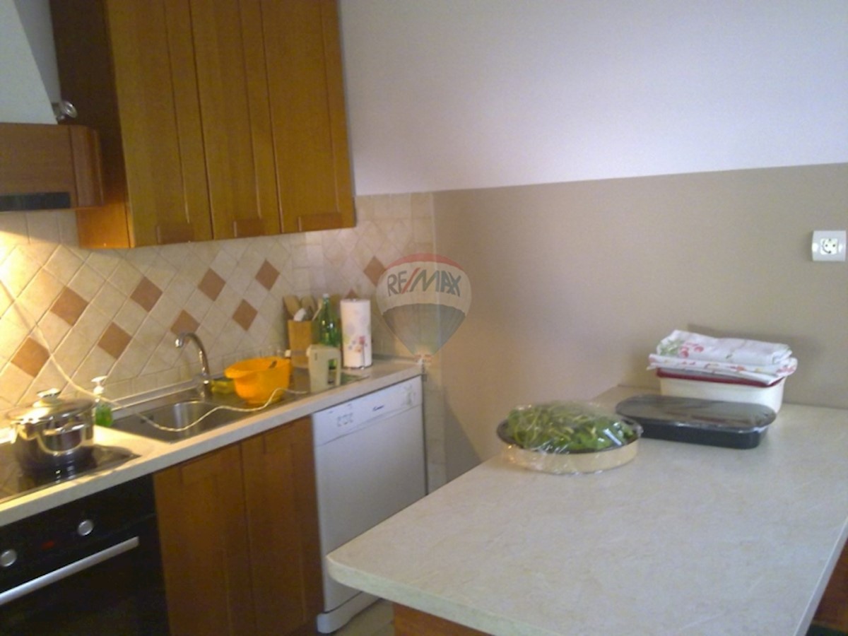 Stan Na prodaju - PRIMORSKO-GORANSKA  OPATIJA 