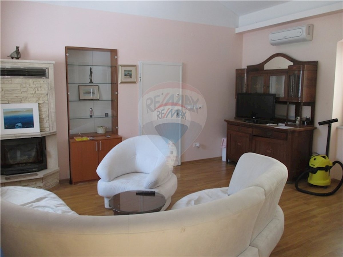 Flat For rent - PRIMORSKO-GORANSKA  OPATIJA 