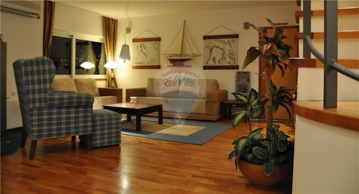 Apartma Za najem - PRIMORSKO-GORANSKA  OPATIJA 