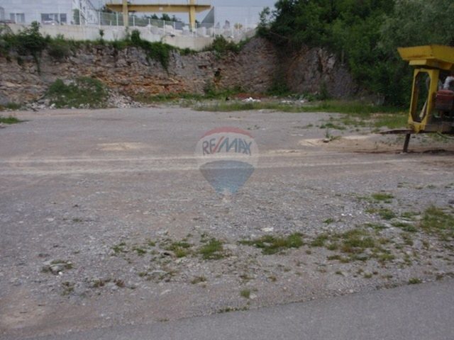 Pozemek na prodej 2000 m² – Permani