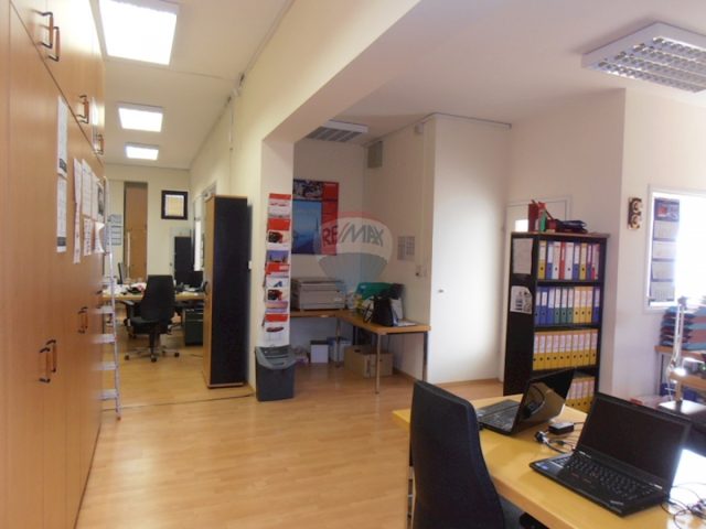 Commerciale Da affittare - Primorsko-goranska Kostrena - foto 4/13