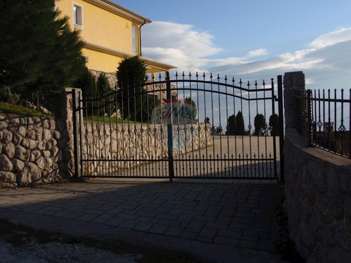 Kuća Na prodaju - PRIMORSKO-GORANSKA  KASTAV 