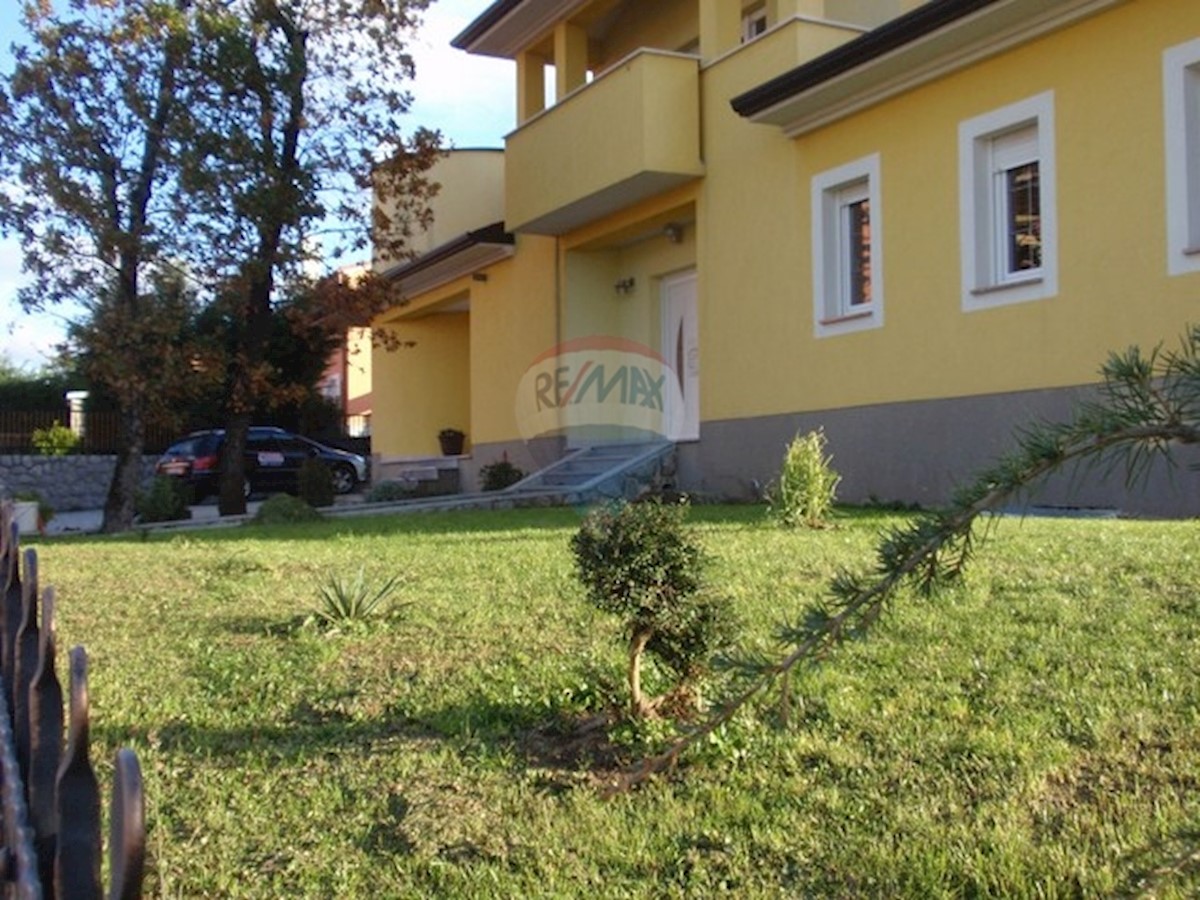 Kuća Na prodaju - PRIMORSKO-GORANSKA  KASTAV 