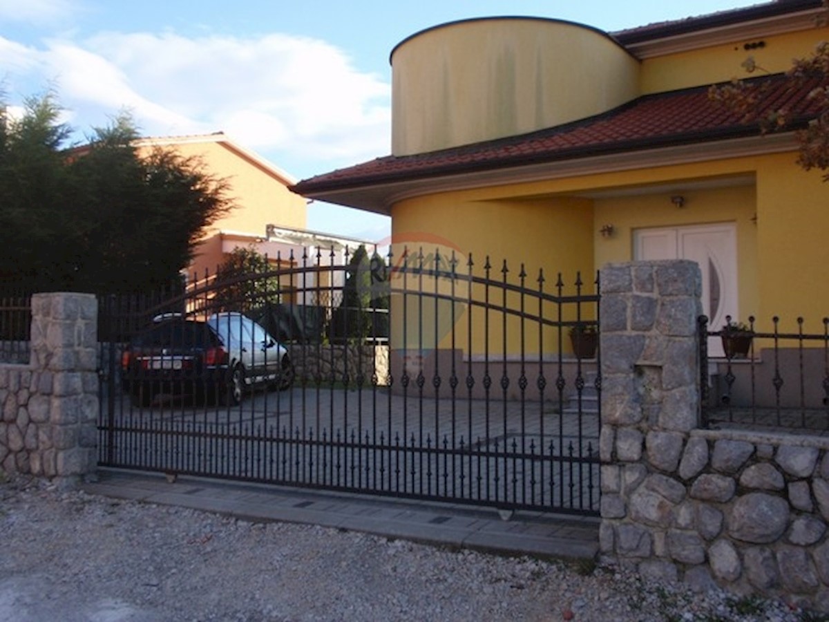 Kuća Na prodaju - PRIMORSKO-GORANSKA  KASTAV 