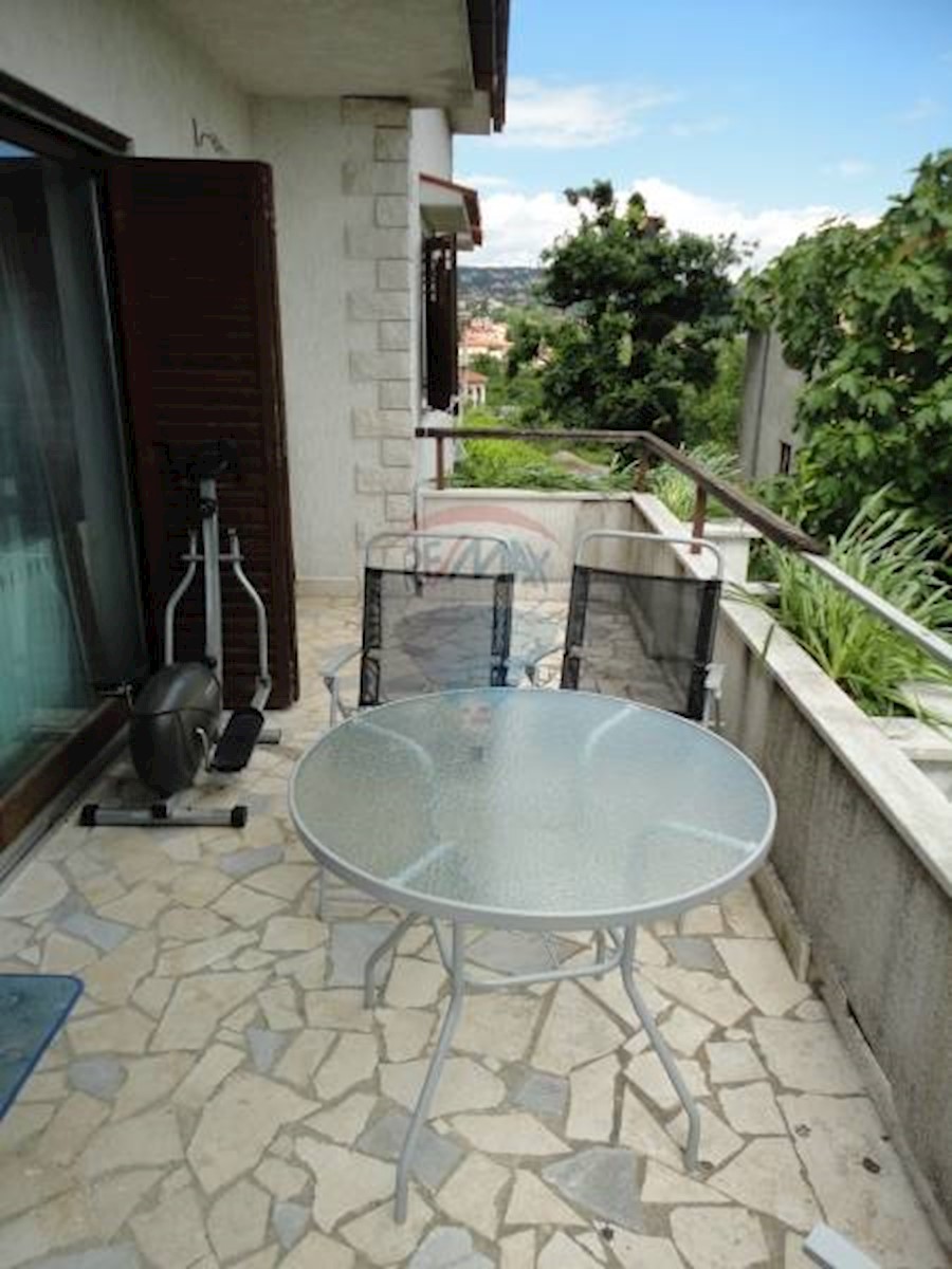 Apartment Zu verkaufen - PRIMORSKO-GORANSKA  OPATIJA 