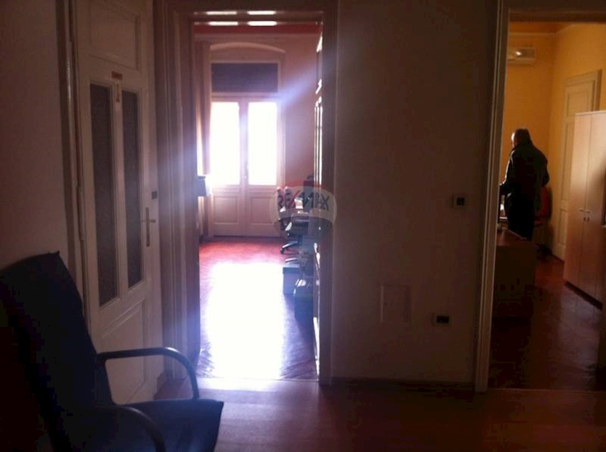 Appartement À louer - PRIMORSKO-GORANSKA  OPATIJA 