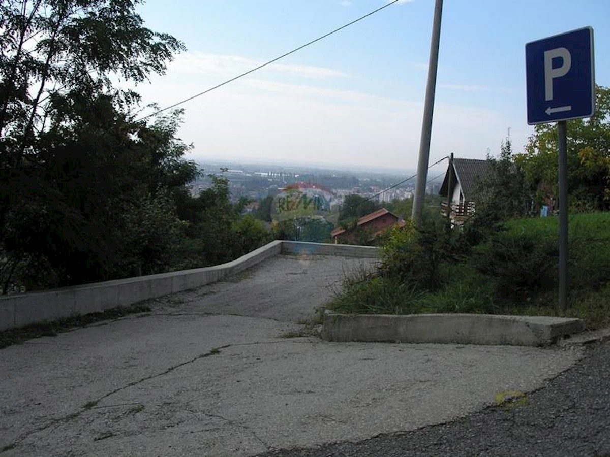 Dom Na predaj - GRAD ZAGREB  ZAGREB 