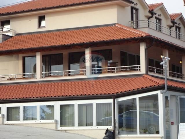 Poslovni prostor za najam 300 m² – Pasjak