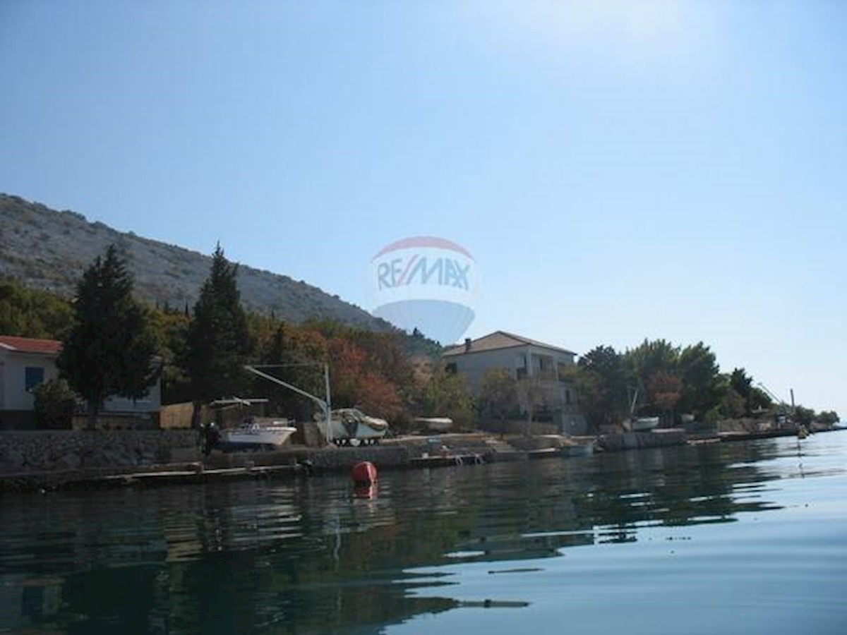 Casa In vendita - ZADARSKA  STARIGRAD 