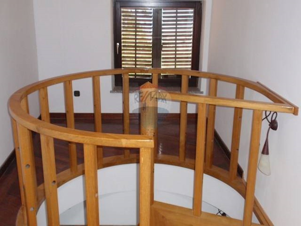 House For sale - PRIMORSKO-GORANSKA  KASTAV 