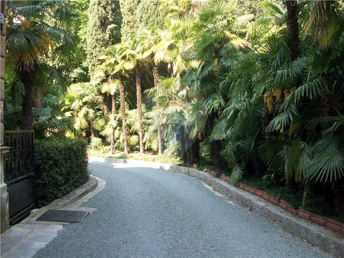 Mieszkanie Na sprzedaż - PRIMORSKO-GORANSKA  Opatija