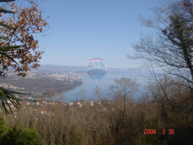 Pozemok na predaj 1182 m² – Bregi