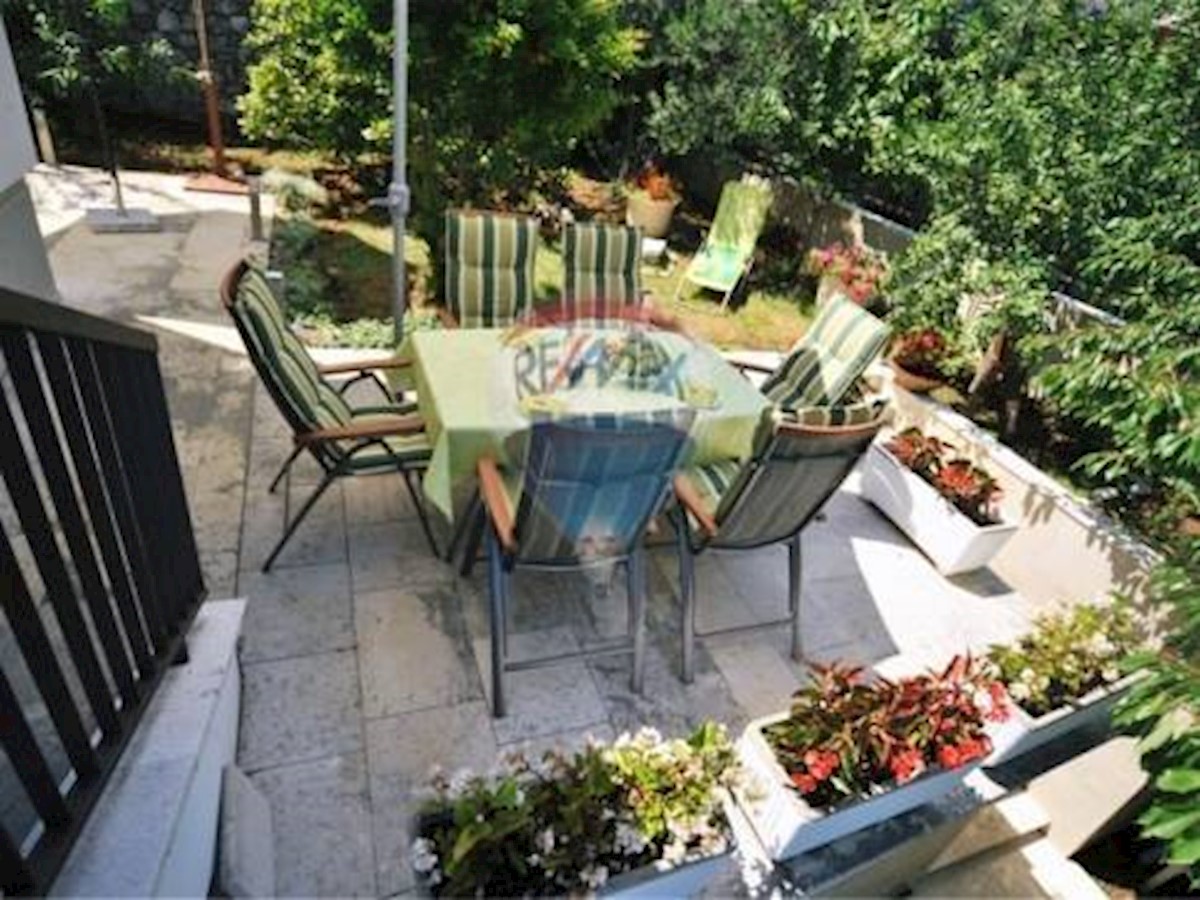 Hiša Na predaj - PRIMORSKO-GORANSKA  OPATIJA 