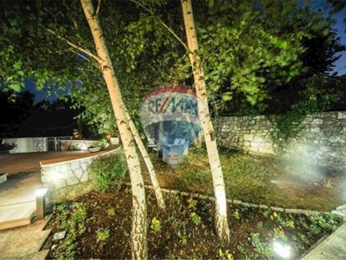 Hiša Na predaj - PRIMORSKO-GORANSKA  OPATIJA 