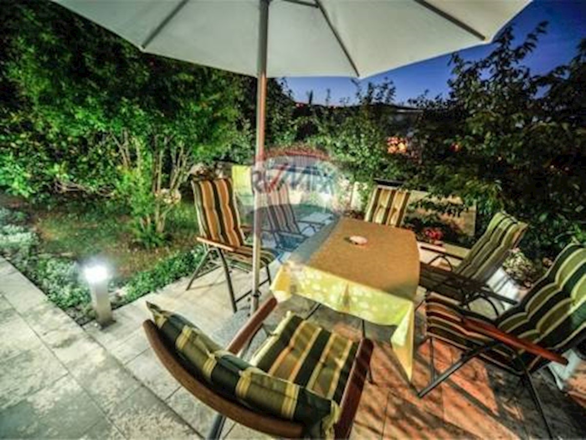 Hiša Na predaj - PRIMORSKO-GORANSKA  OPATIJA 