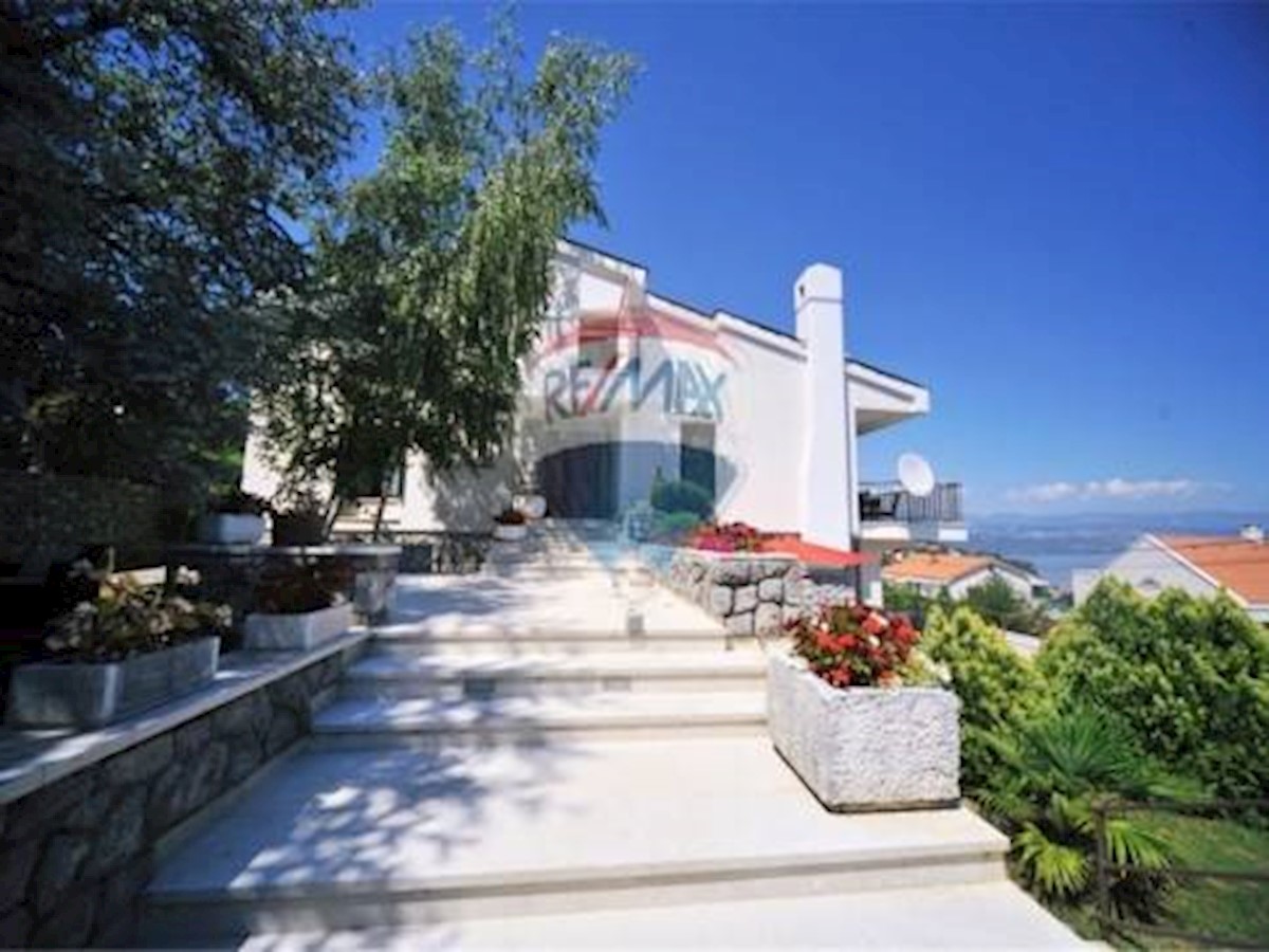 Hiša Na predaj - PRIMORSKO-GORANSKA  OPATIJA 