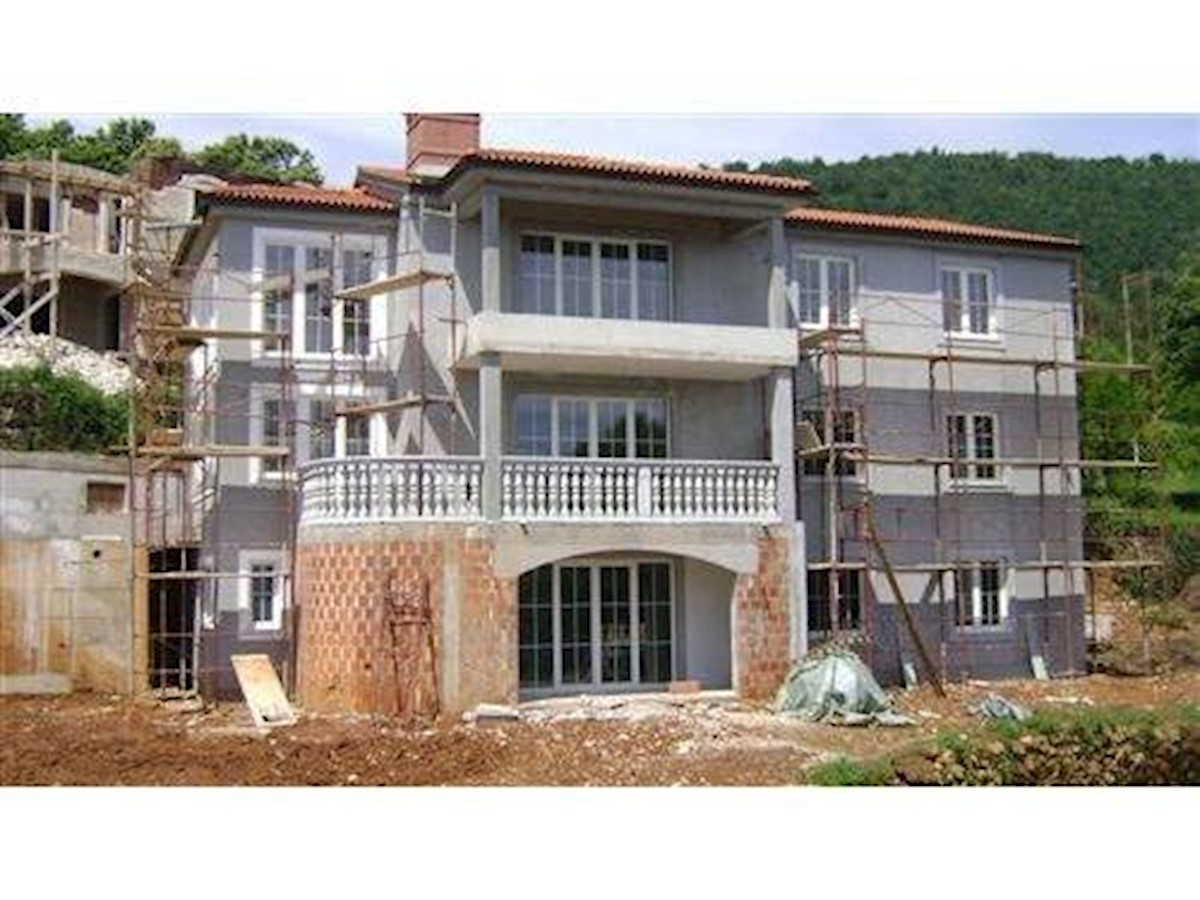 Appartamento In vendita - PRIMORSKO-GORANSKA  Lovran