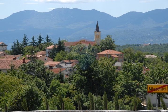 Terreno In vendita VIŠKOVO