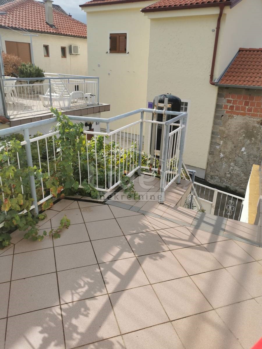 House For sale - PRIMORSKO-GORANSKA  NOVI VINODOLSKI 
