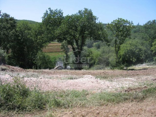 Pozemok na predaj 3820 m² – Sošići