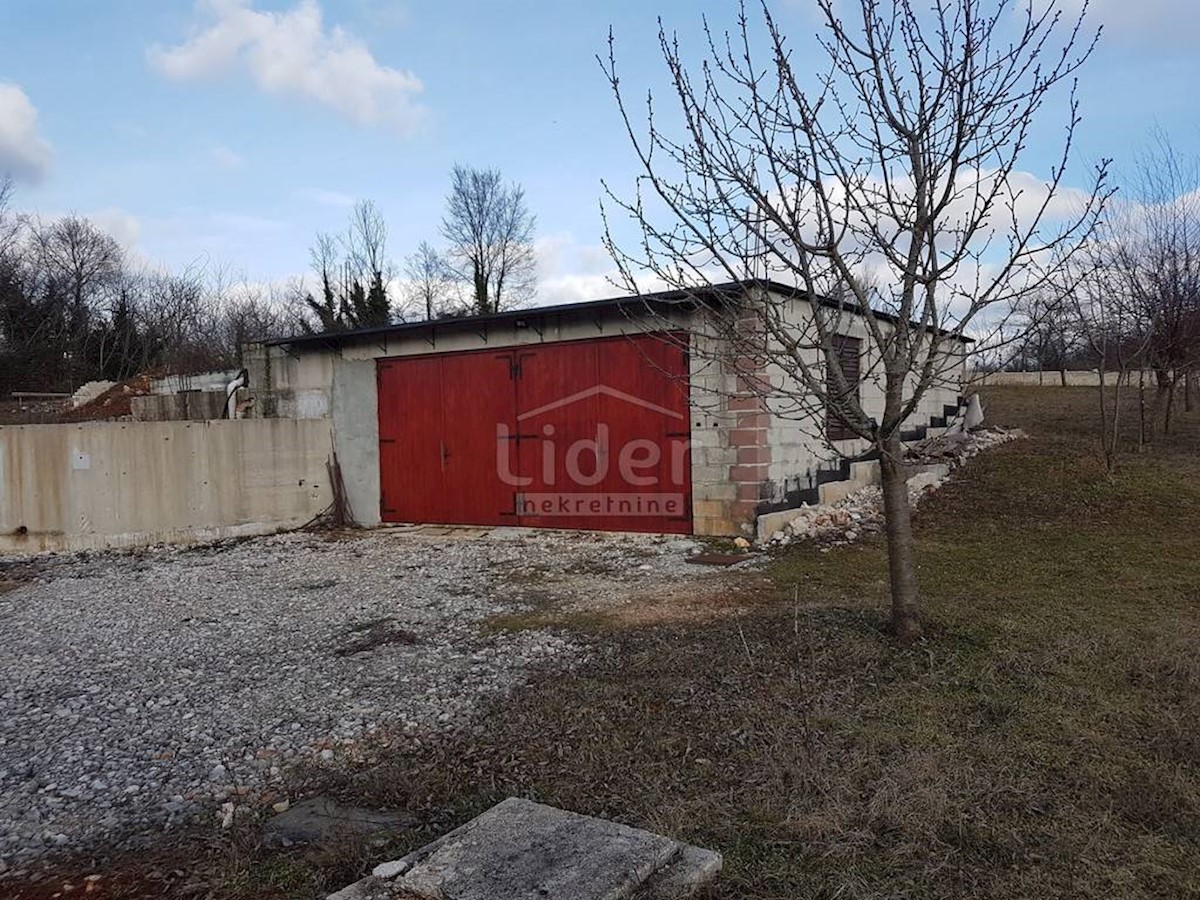 Land For sale - ISTARSKA PAZIN