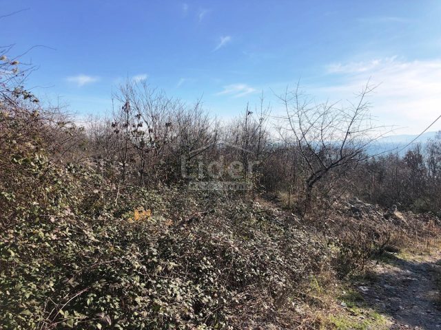Land for sale 851 m² – Rijeka