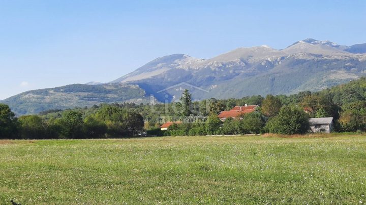Pozemek na prodej 1350 m² – Podhum