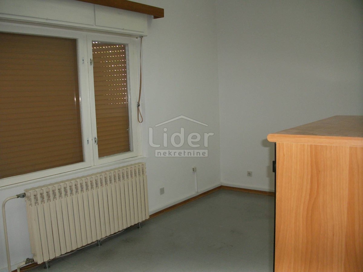 Business premises For sale - PRIMORSKO-GORANSKA  KOSTRENA 