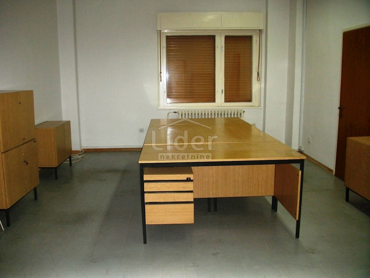 Business premises For sale - PRIMORSKO-GORANSKA  KOSTRENA 