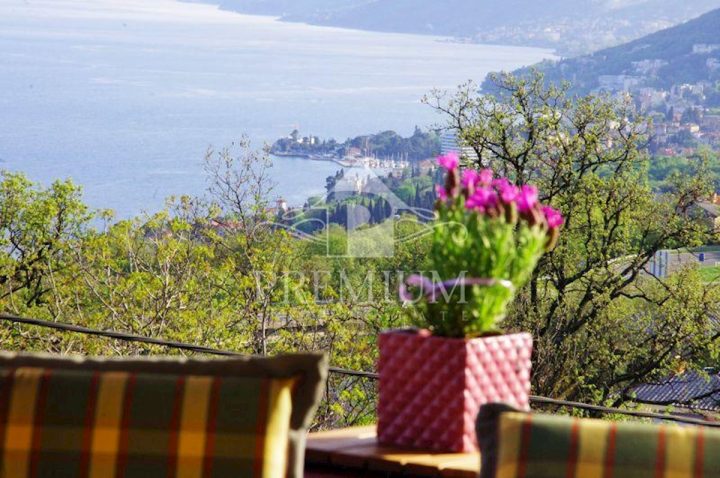 Casa in vendita 440 m² – Matulji