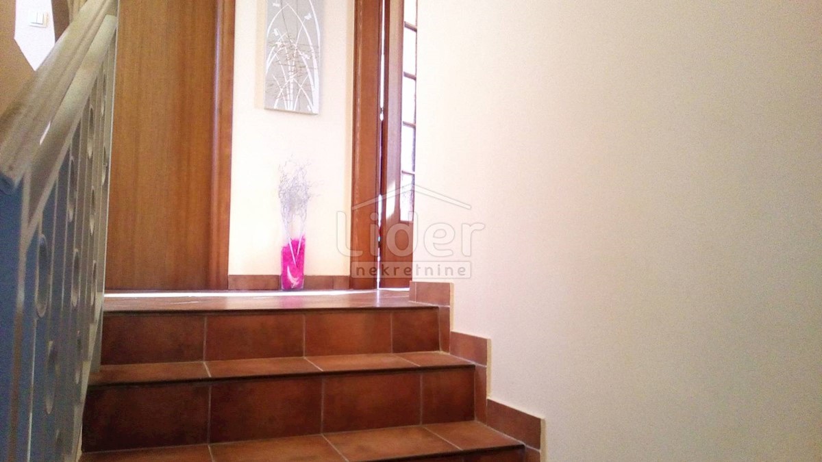 Flat For sale - PRIMORSKO-GORANSKA  KOSTRENA 