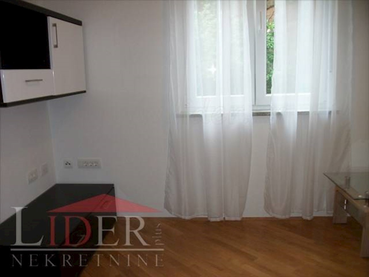 Flat For rent - PRIMORSKO-GORANSKA  KASTAV 